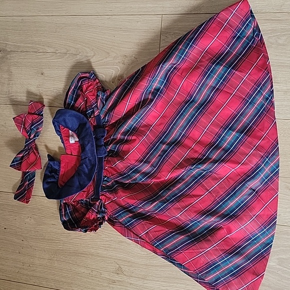 Girls 12 months Christmas dress - Picture 3 of 3